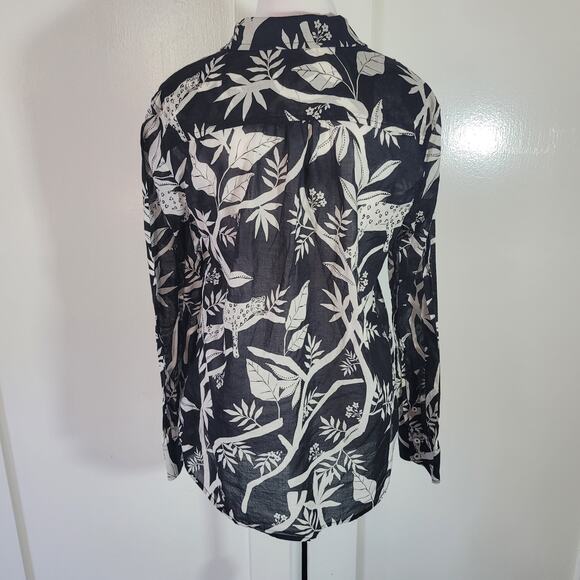 Talbots Size M Cotton Button Front Shirt Tropical Panther Black White Collared - Picture 4 of 9
